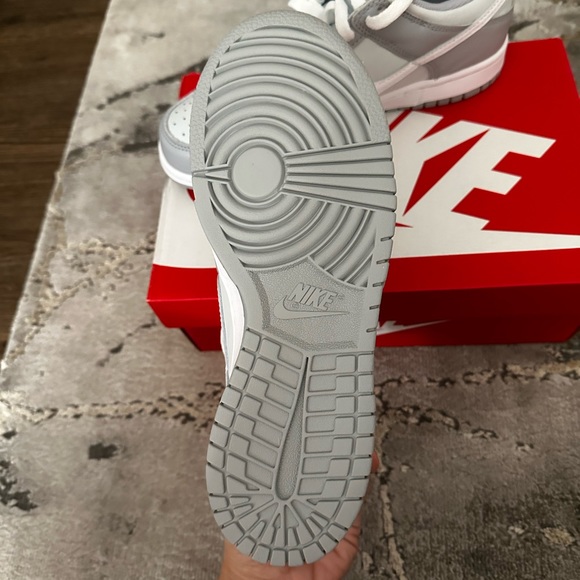 New Nike Dunk Low (GS) Pure Platinum/White-Wolf Grey Size 8 - Picture 8 of 8